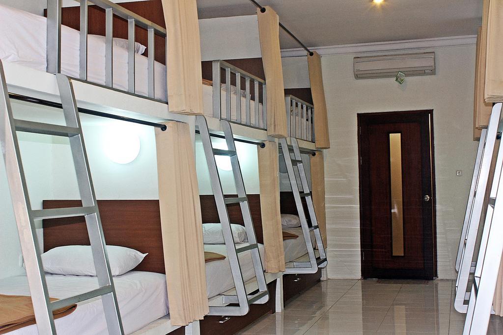 Hostel Mirah Legian  Phòng bức ảnh