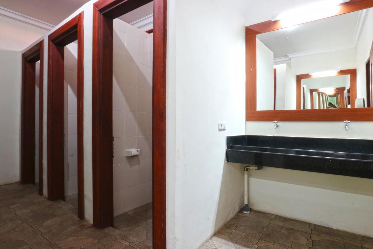 Hostel Mirah Legian  Ngoại thất bức ảnh